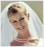 Pearl jewelleries for brides